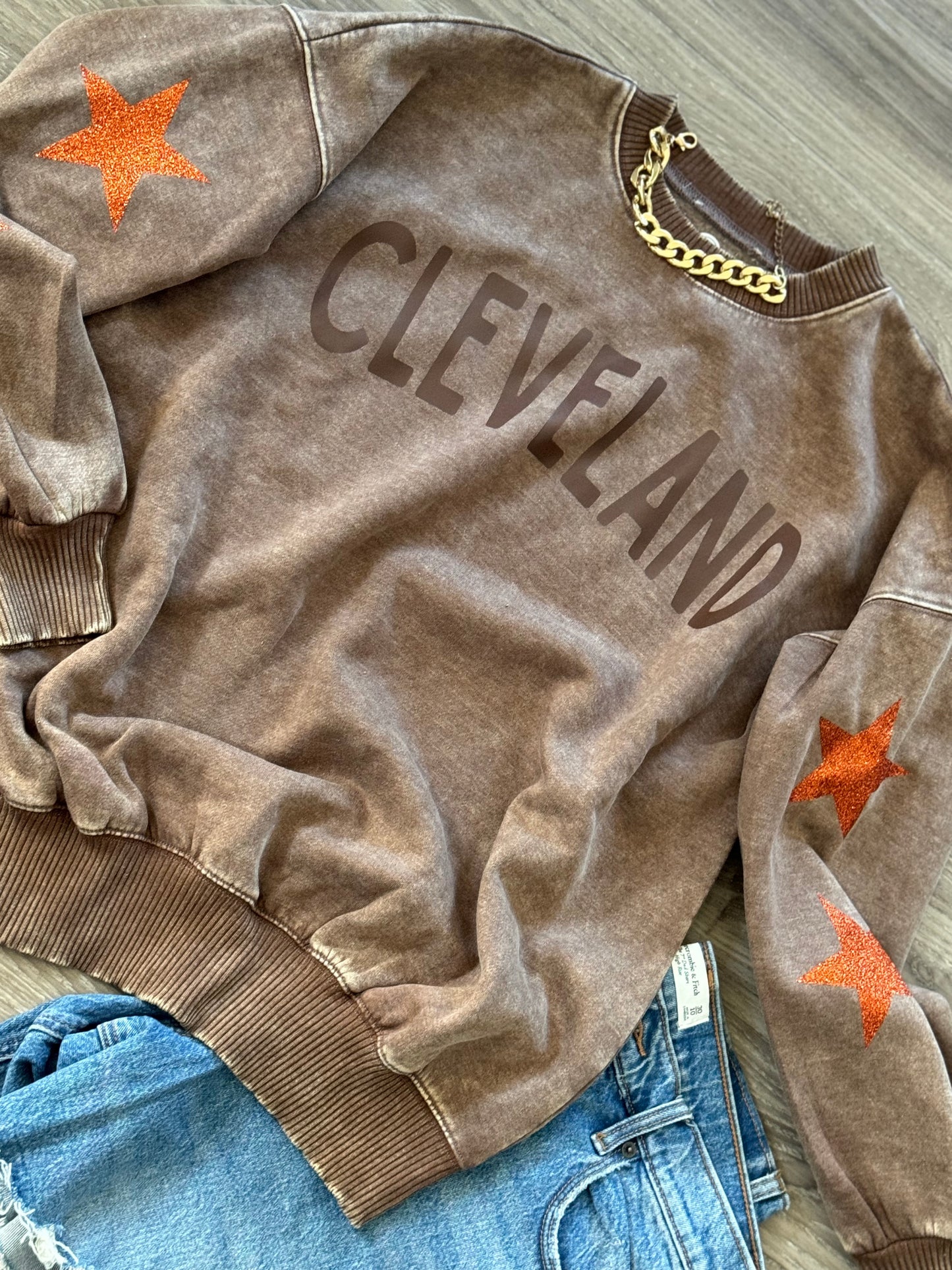Vintage wash Starry Sleeve Crewneck