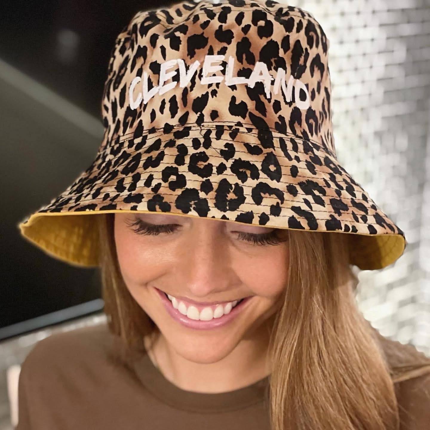 CLEVELAND Leopard Print bucket hat