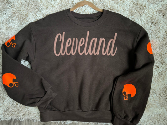 Girly Pop Browns crewneck