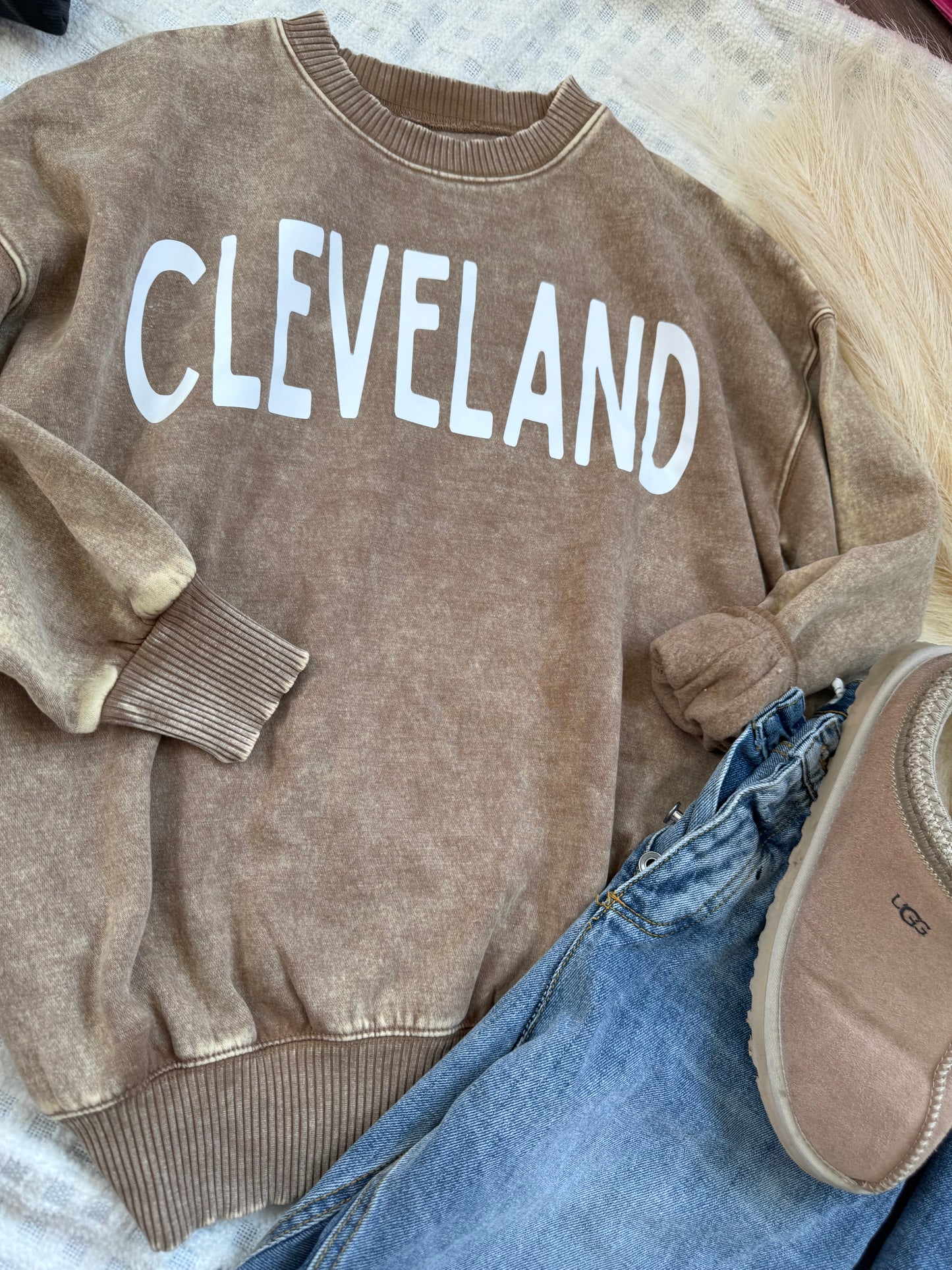 Vintage wash Cleveland Crewneck