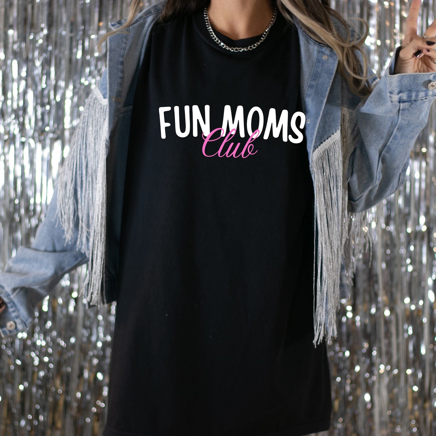 Fun Moms Club (Tee)